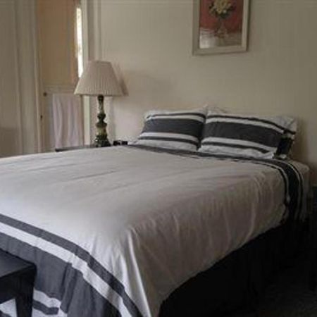 The George Montclair Hotel Екстериор снимка