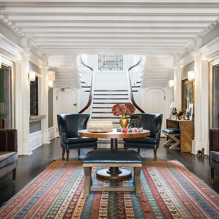 The George Montclair Hotel Екстериор снимка