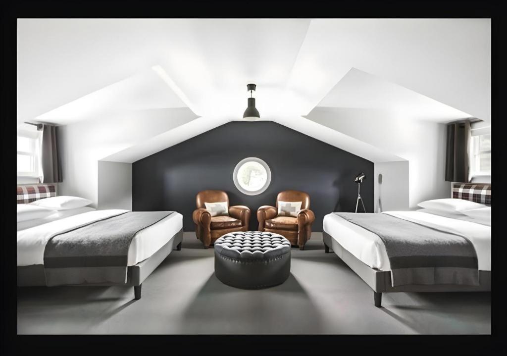 The George Montclair Hotel Екстериор снимка